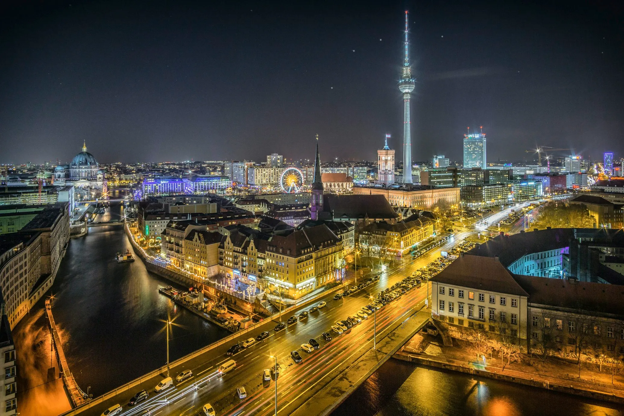 ul. Chmielna 132, 00-805 Warszawa, Poland